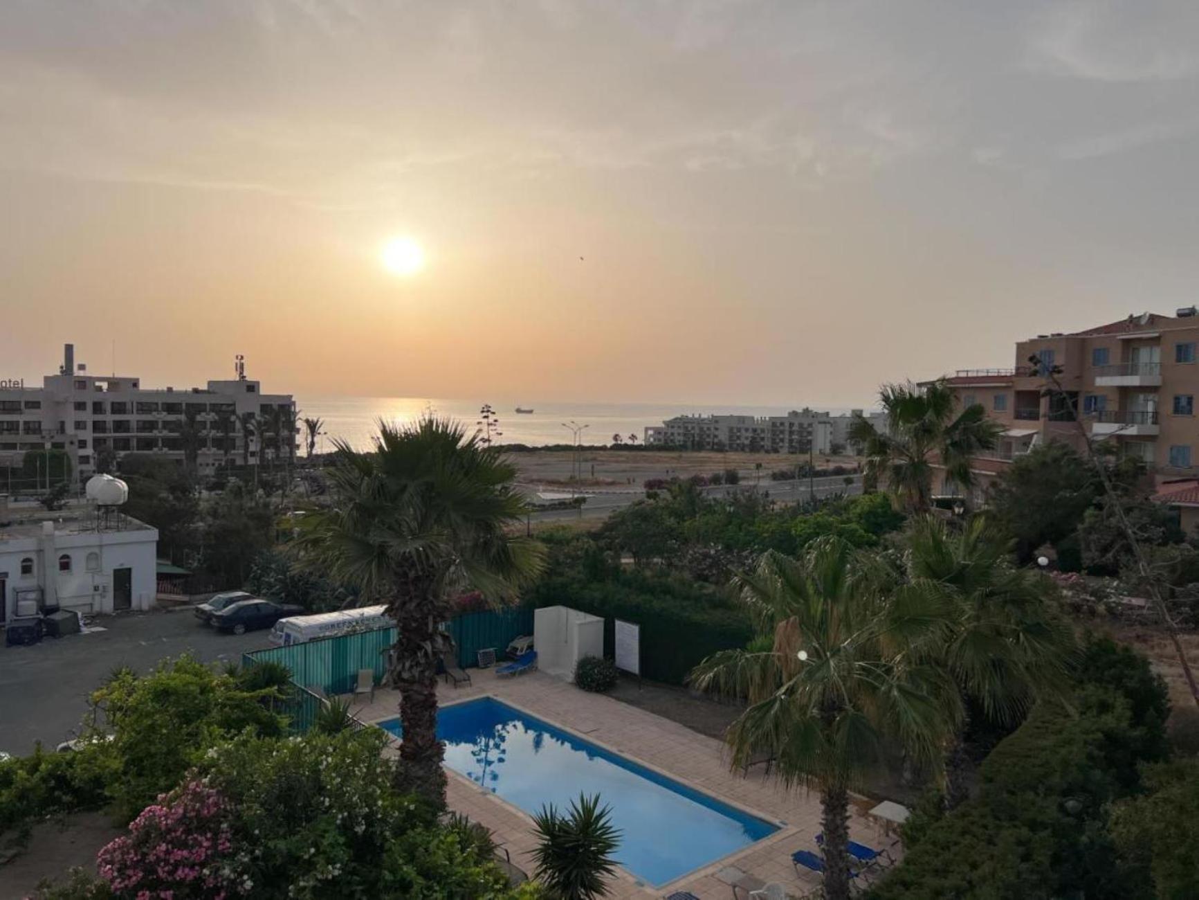 H&O Diamond Complex Sea View Apartment Paphos Extérieur photo