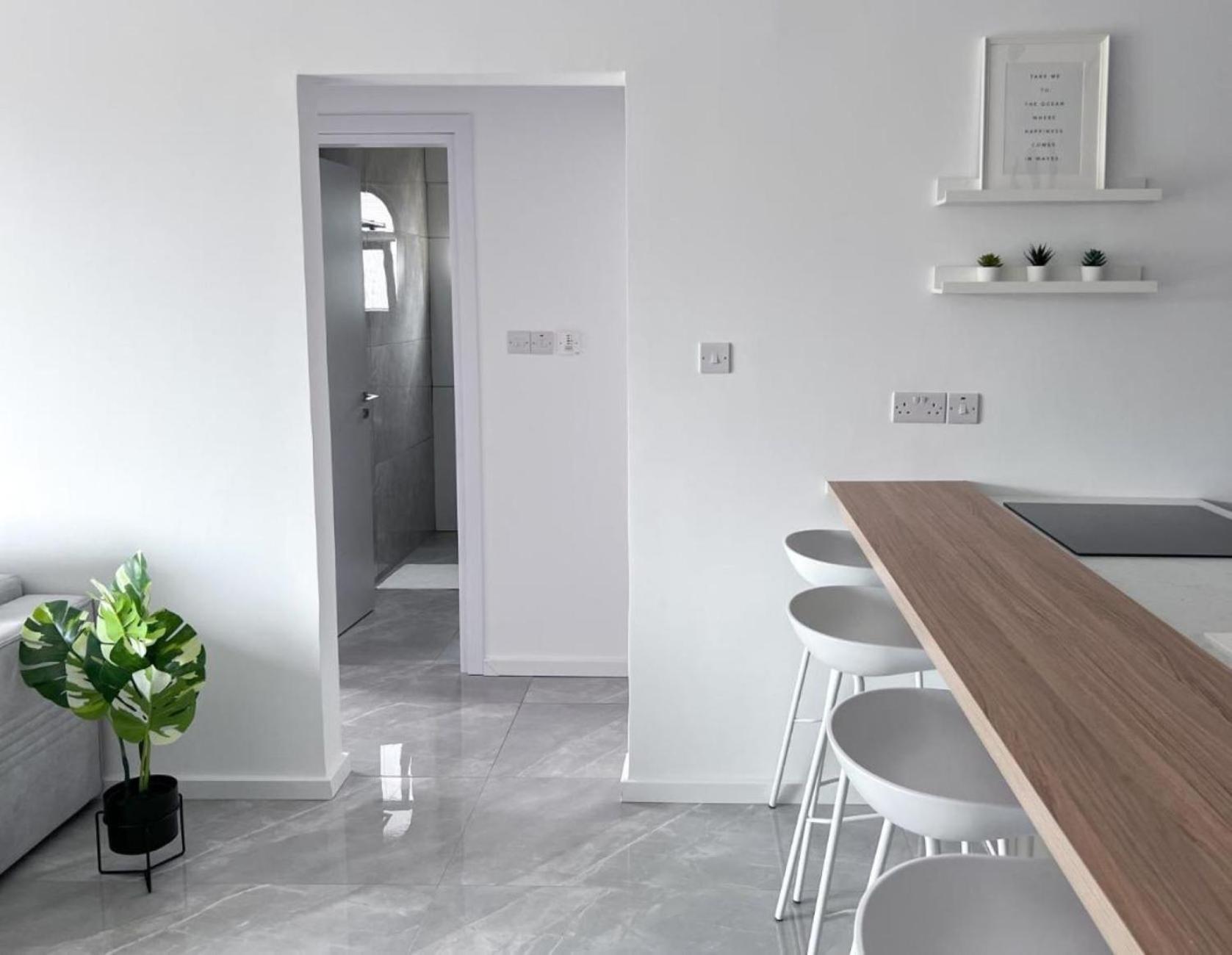 H&O Diamond Complex Sea View Apartment Paphos Extérieur photo